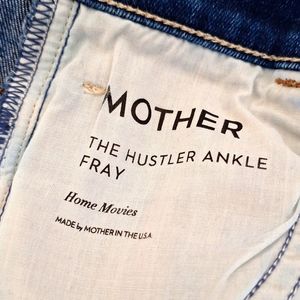 Mother The Hustler ankle fray jeans  size 23